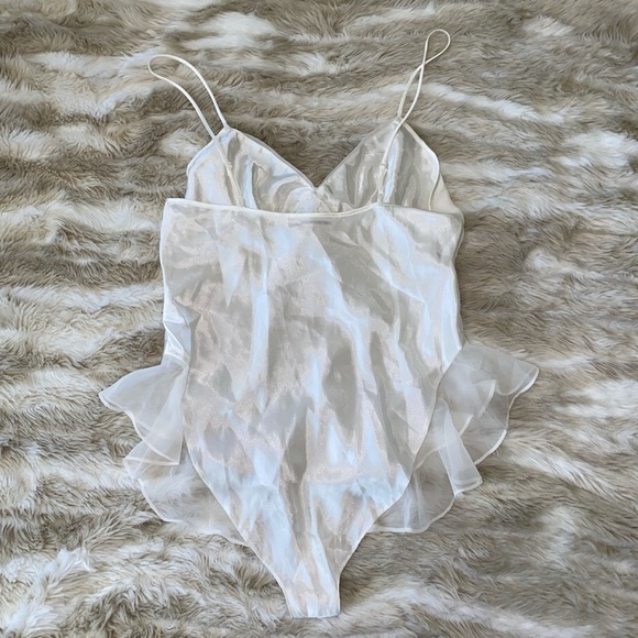 Vintage Victoria’s Secret Silk Teddy - Picture 4 of 4